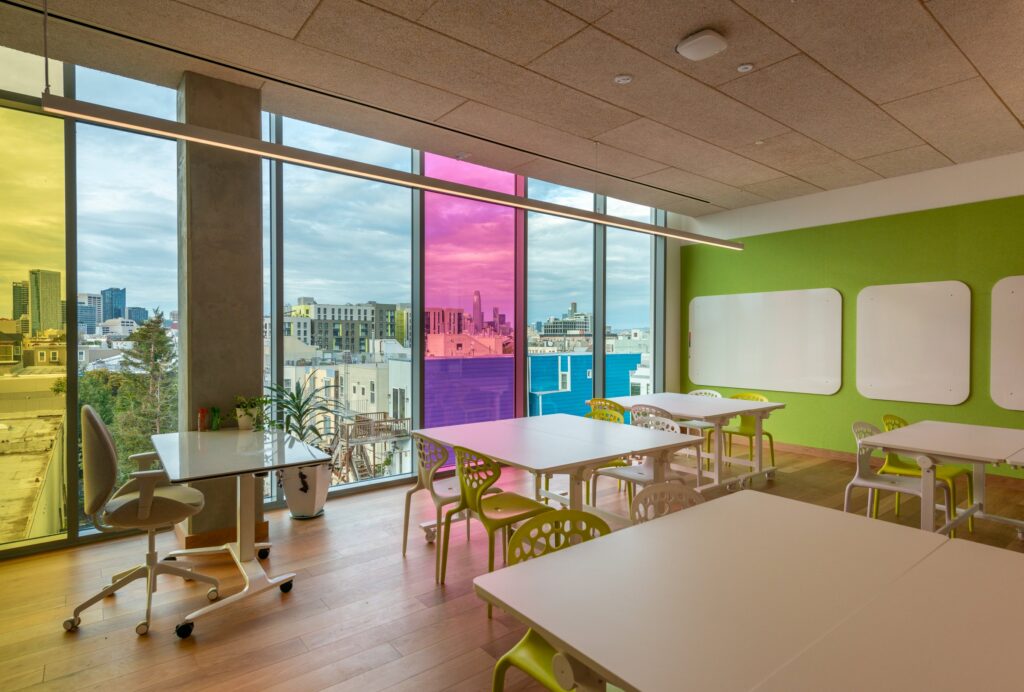A classroom looking out over the San Francisco skyline